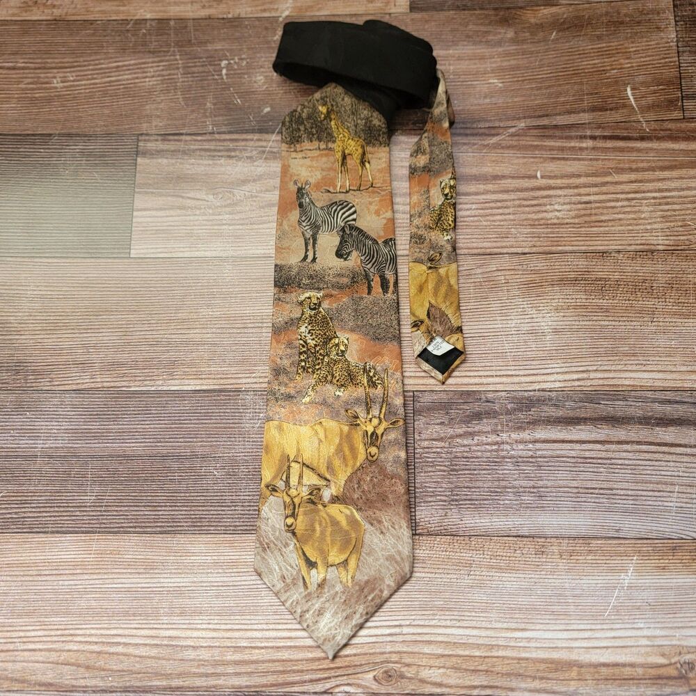 VTG Wembley Endangered Species Silk Tie Zebra Giraffe Cheetah Safari W-4" L-57.